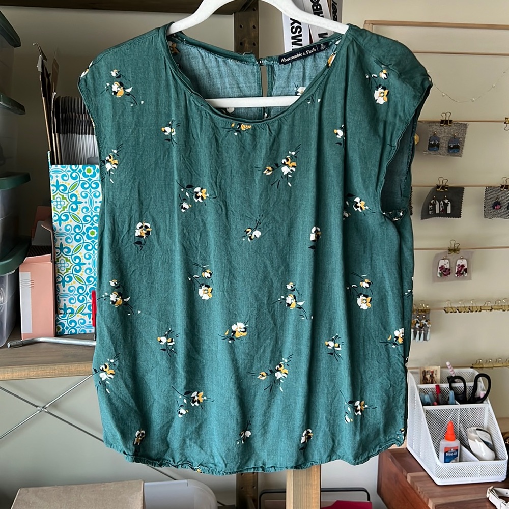 Floral Abercrombie & fitch top